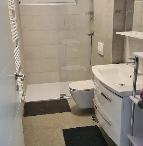 Primorka Oleander 公寓 Šilo