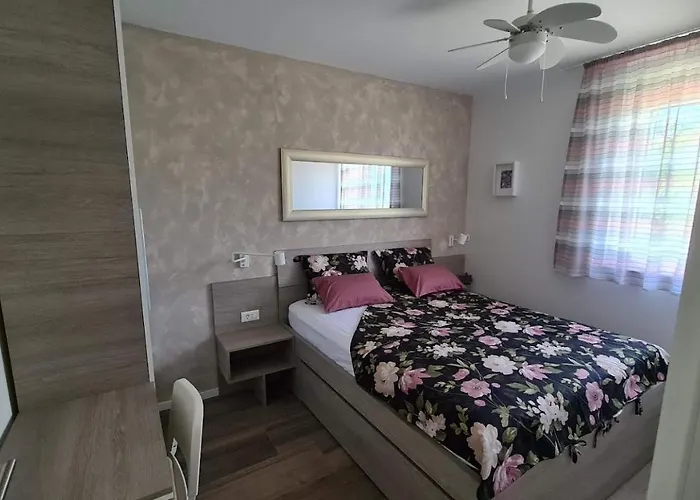 Primorka Oleander 公寓