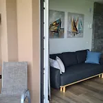 Primorka Oleander Апартаменты *