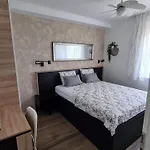 Primorka Oleander Апартаменты *