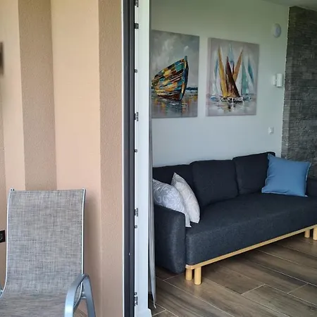 Primorka Oleander Apartament *