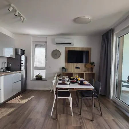 Primorka Oleander Apartament