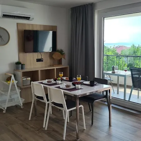 Primorka Oleander Apartament