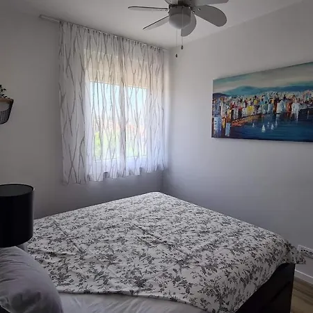 Primorka Oleander Apartment *